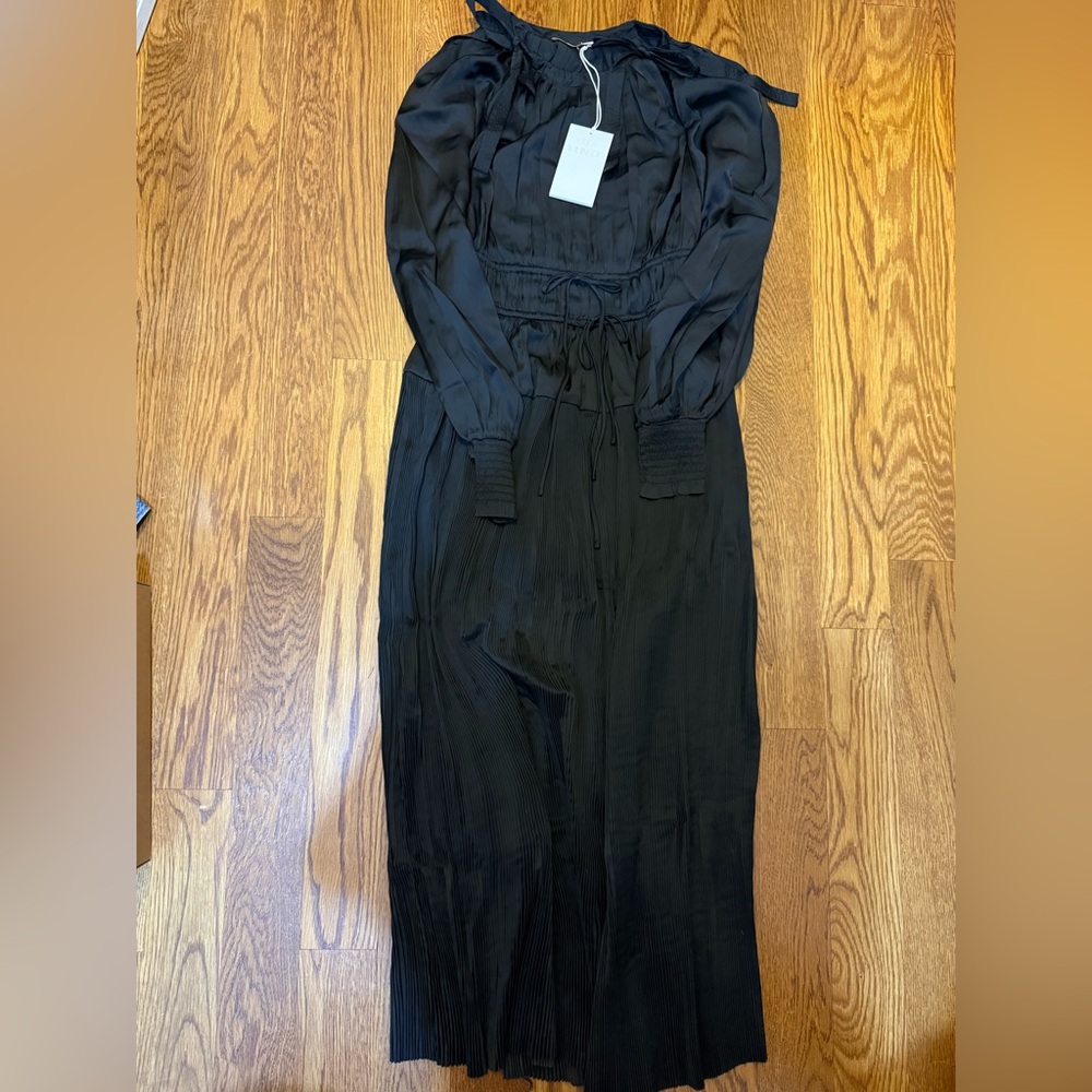 NEW WITH TAGS Ulla Johnson Lila Plisse Dress in Black (Noir) in Size 2